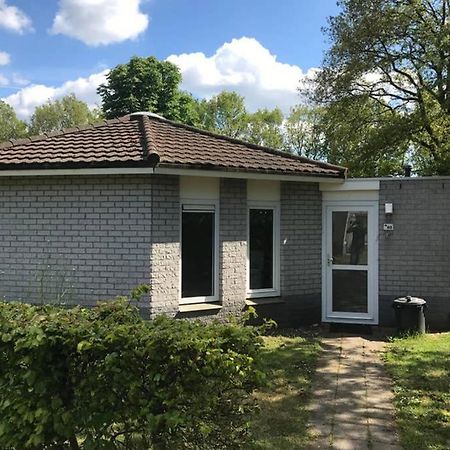 Rustig Gelegen Bungalow In Mooi Havelte Exterior photo